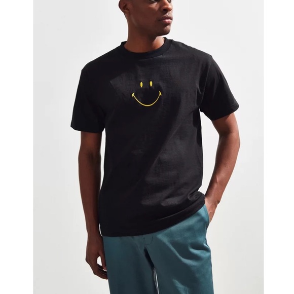 UO EMBROIDERED SMILE TEE - Picture 2 of 8